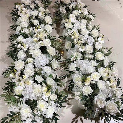 বিবাহের জন্য ফুল টেবিল রানার