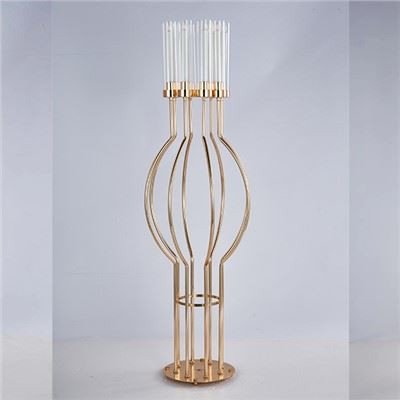 গোল্ড ক্যান্ডেলাব্রা সেন্টারপিস