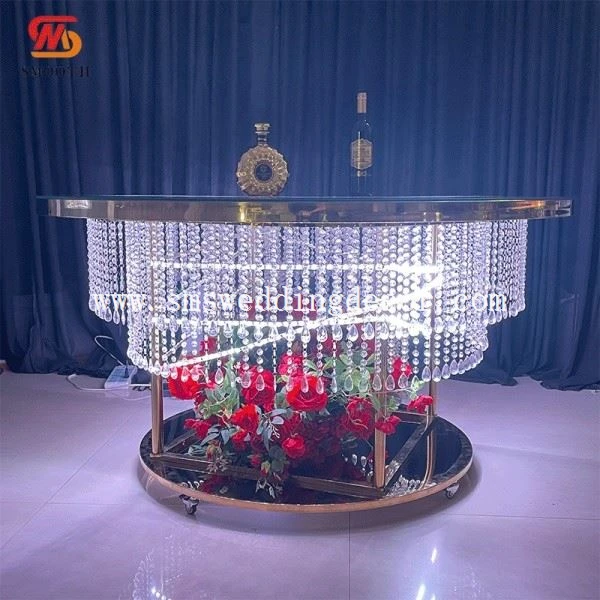 luxury round table